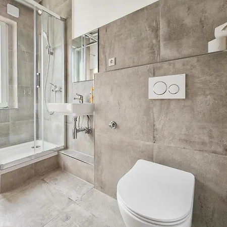 Apartament Tolstov - 2 - 25 Min Zur Messe Dus *