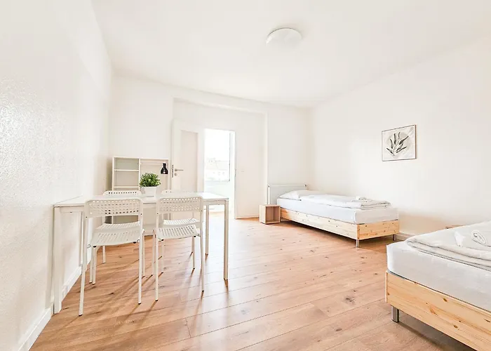 Tolstov - 2 - 25 Min Zur Messe Dus Lejlighed *