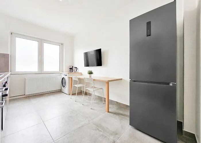 Tolstov - 2 - 25 Min Zur Messe Dus * Krefeld