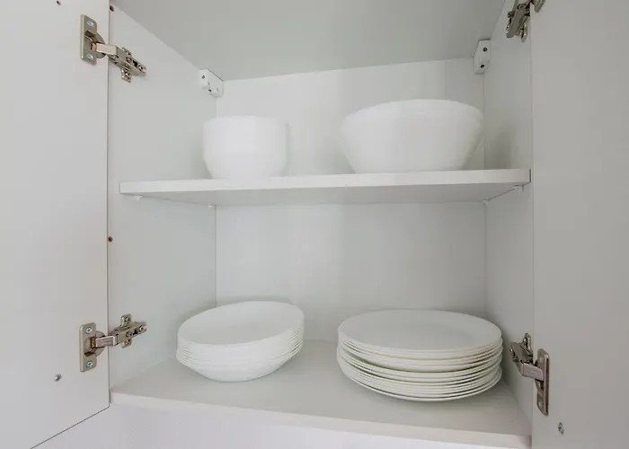 Tolstov - 2 - 25 Min Zur Messe Dus Lejlighed